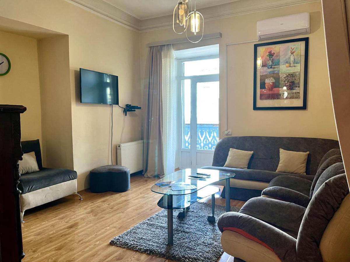 Apartment In Old Tbilisi Orbeliani Square 외부 사진